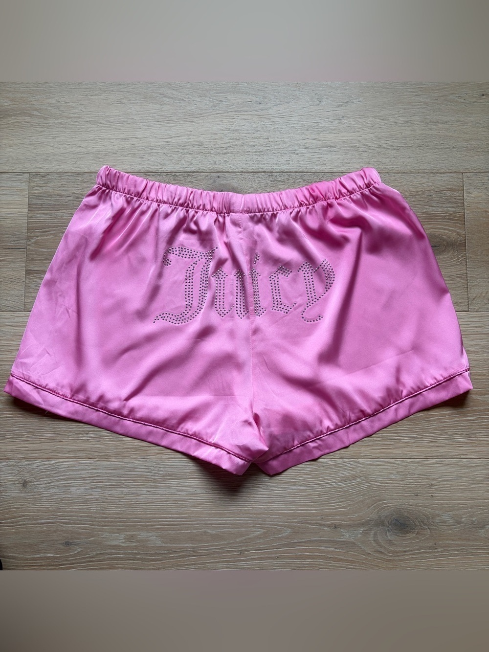 Juicy Couture Pink Satin Sleep Shorts Rhinestone Logo XL Pajama Bottoms NWOT*O24